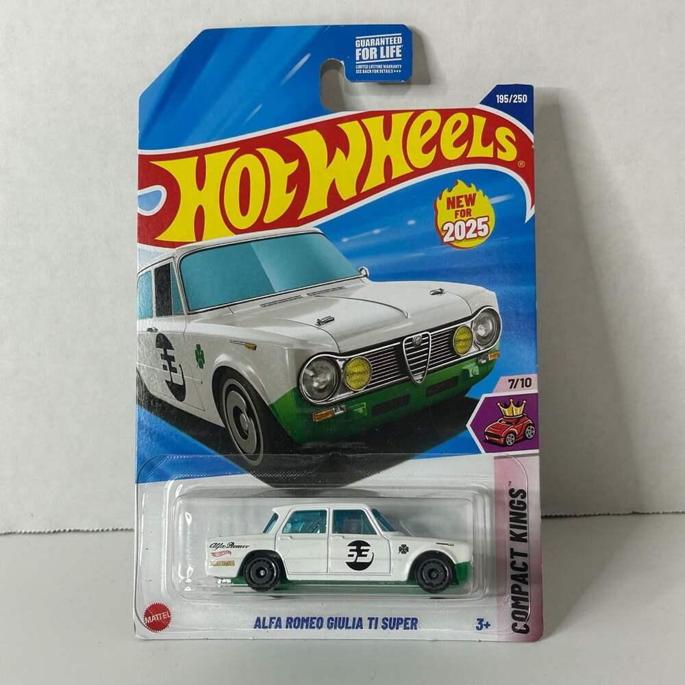 Hot Wheels Alfa Romeo Giulia Ti Super Compact Kings 195/250